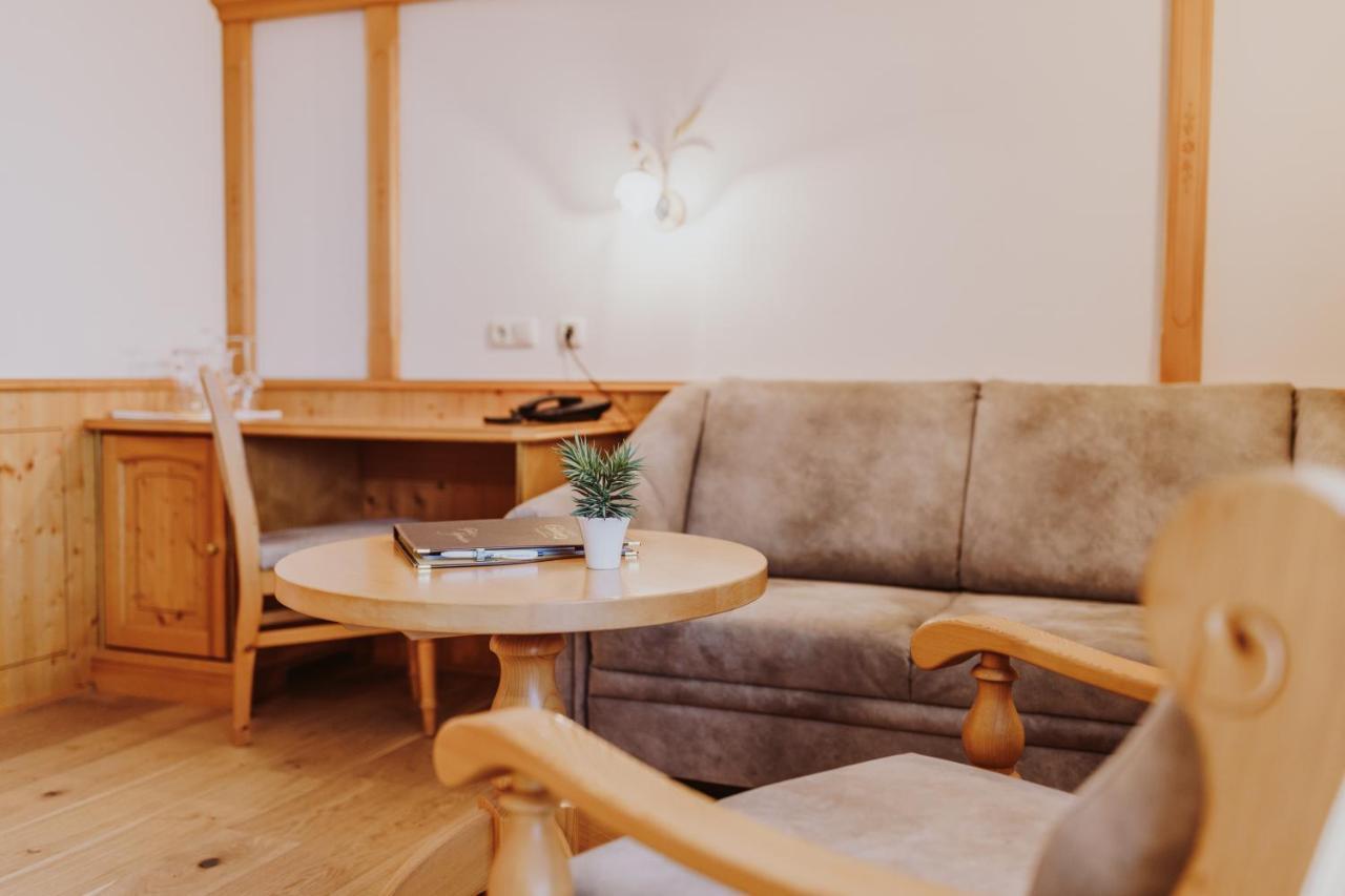Landhotel Gschirnwirt Eugendorf Luaran gambar