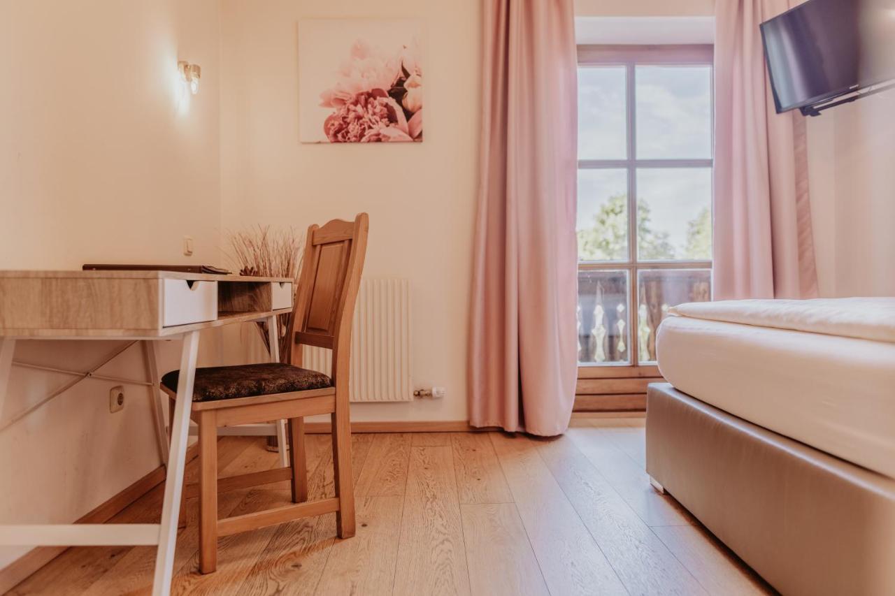 Landhotel Gschirnwirt Eugendorf Luaran gambar