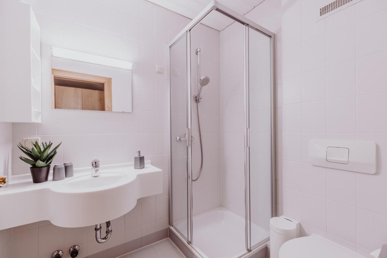 Landhotel Gschirnwirt Eugendorf Luaran gambar