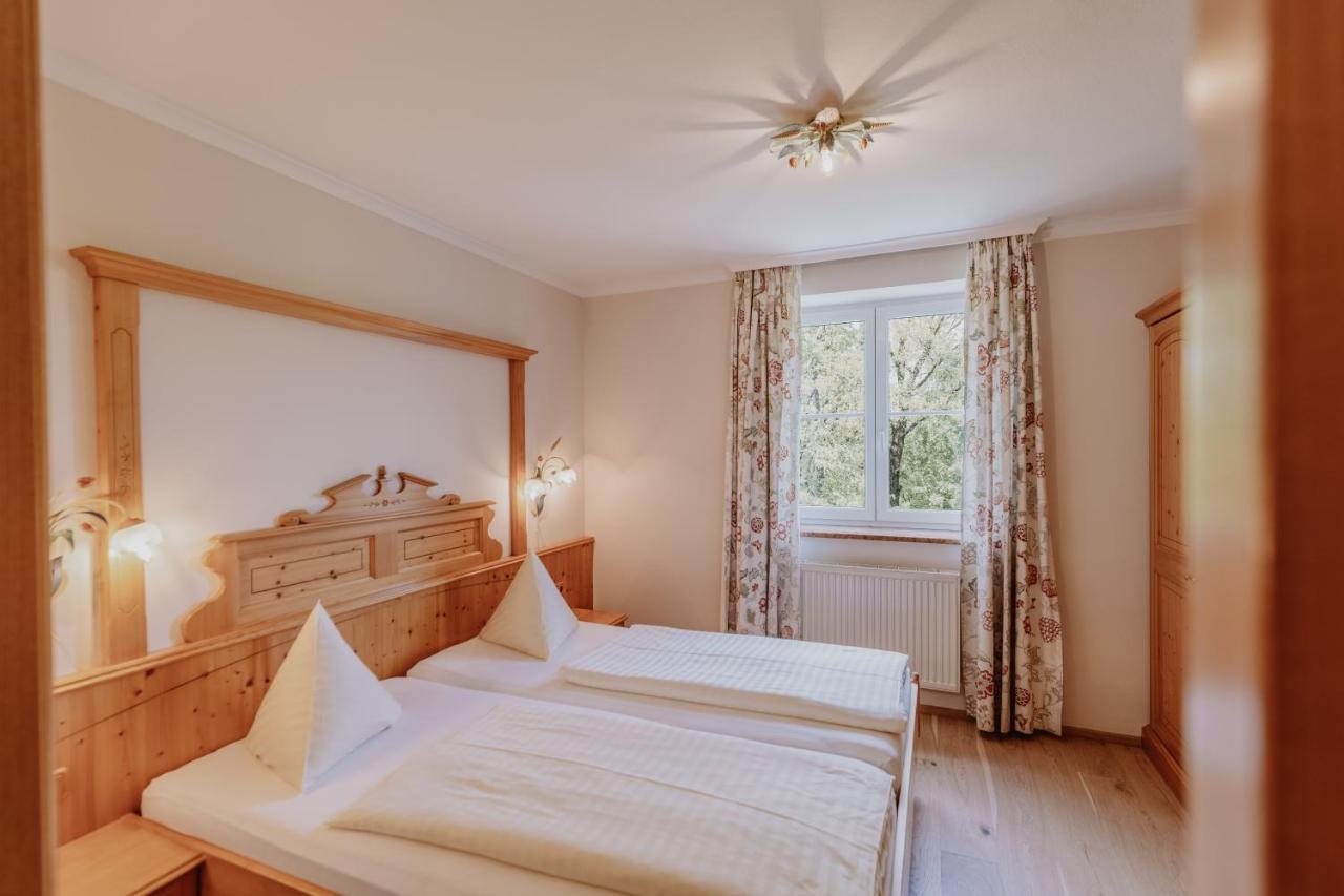 Landhotel Gschirnwirt Eugendorf Luaran gambar