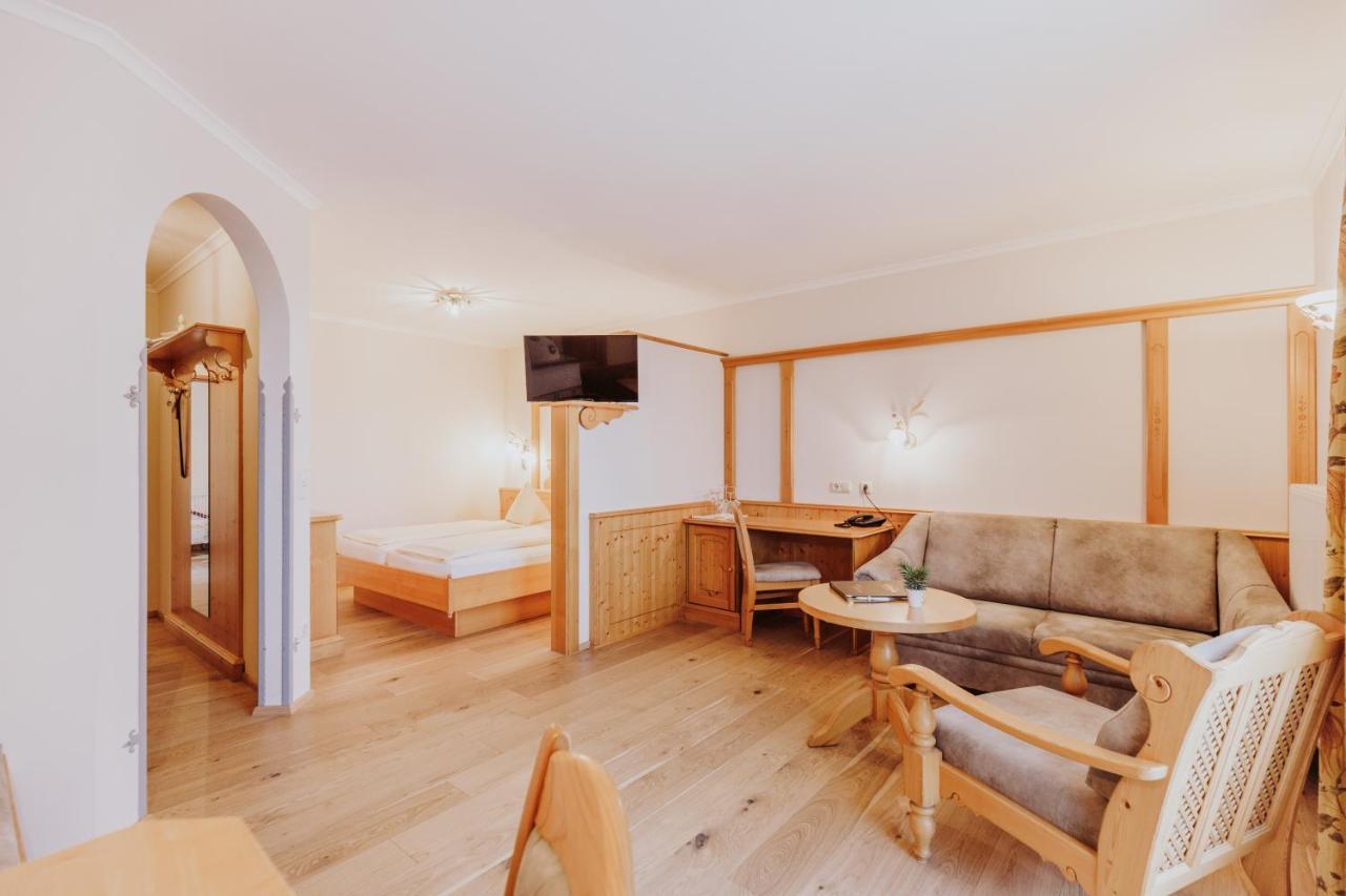Landhotel Gschirnwirt Eugendorf Luaran gambar