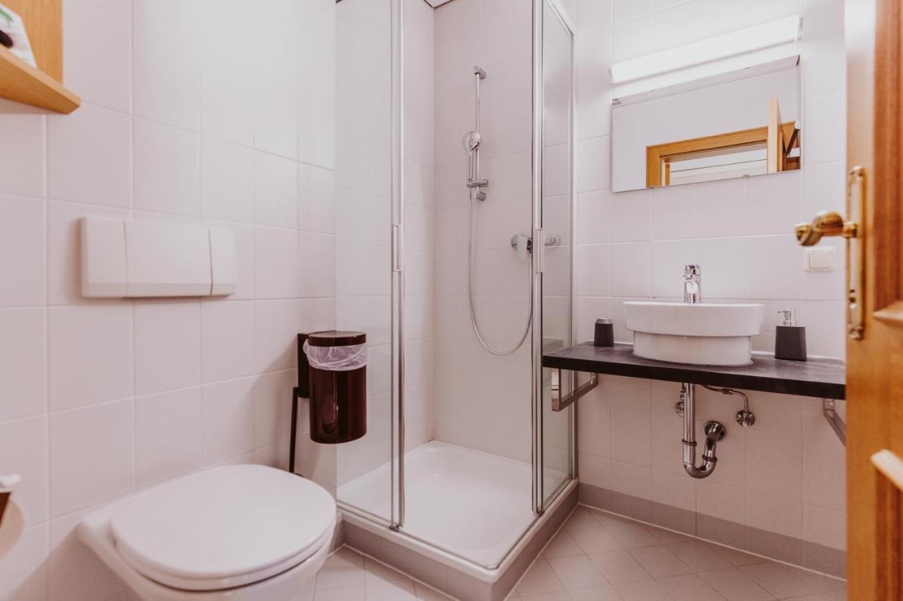 Landhotel Gschirnwirt Eugendorf Luaran gambar