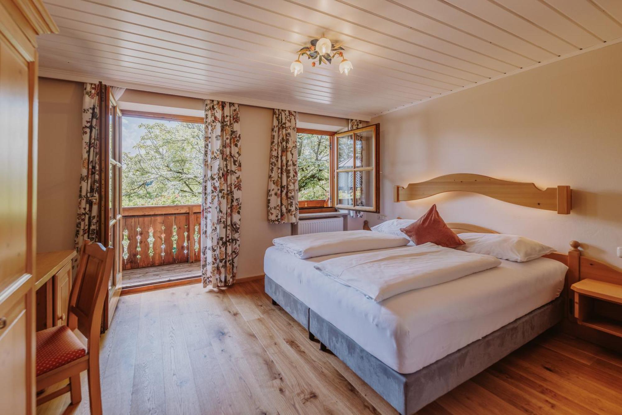 Landhotel Gschirnwirt Eugendorf Luaran gambar